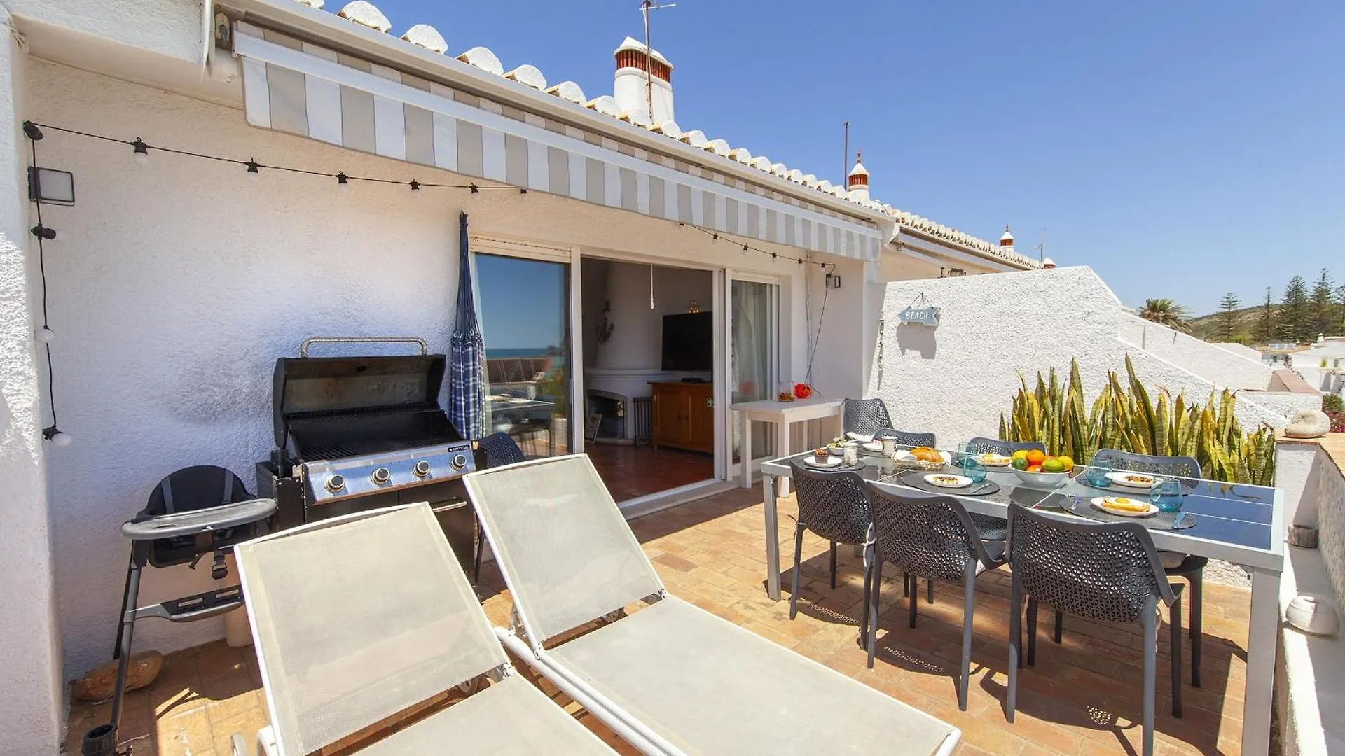 C22 - Beco Do Poco Beach Townhouse In Praia Da Luz Apartment