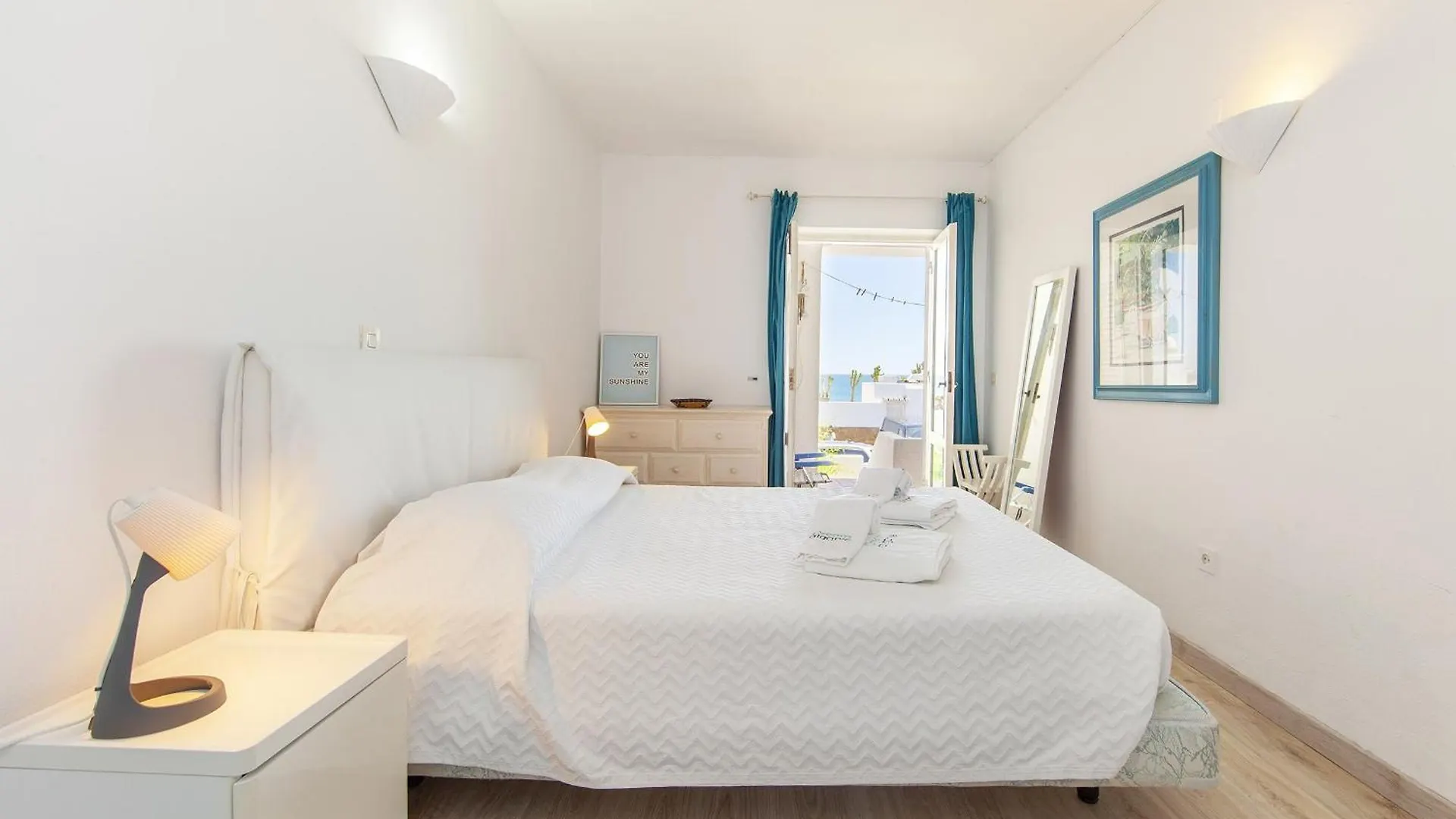 C22 - Beco Do Poco Beach Townhouse In Praia Da Luz Apartment