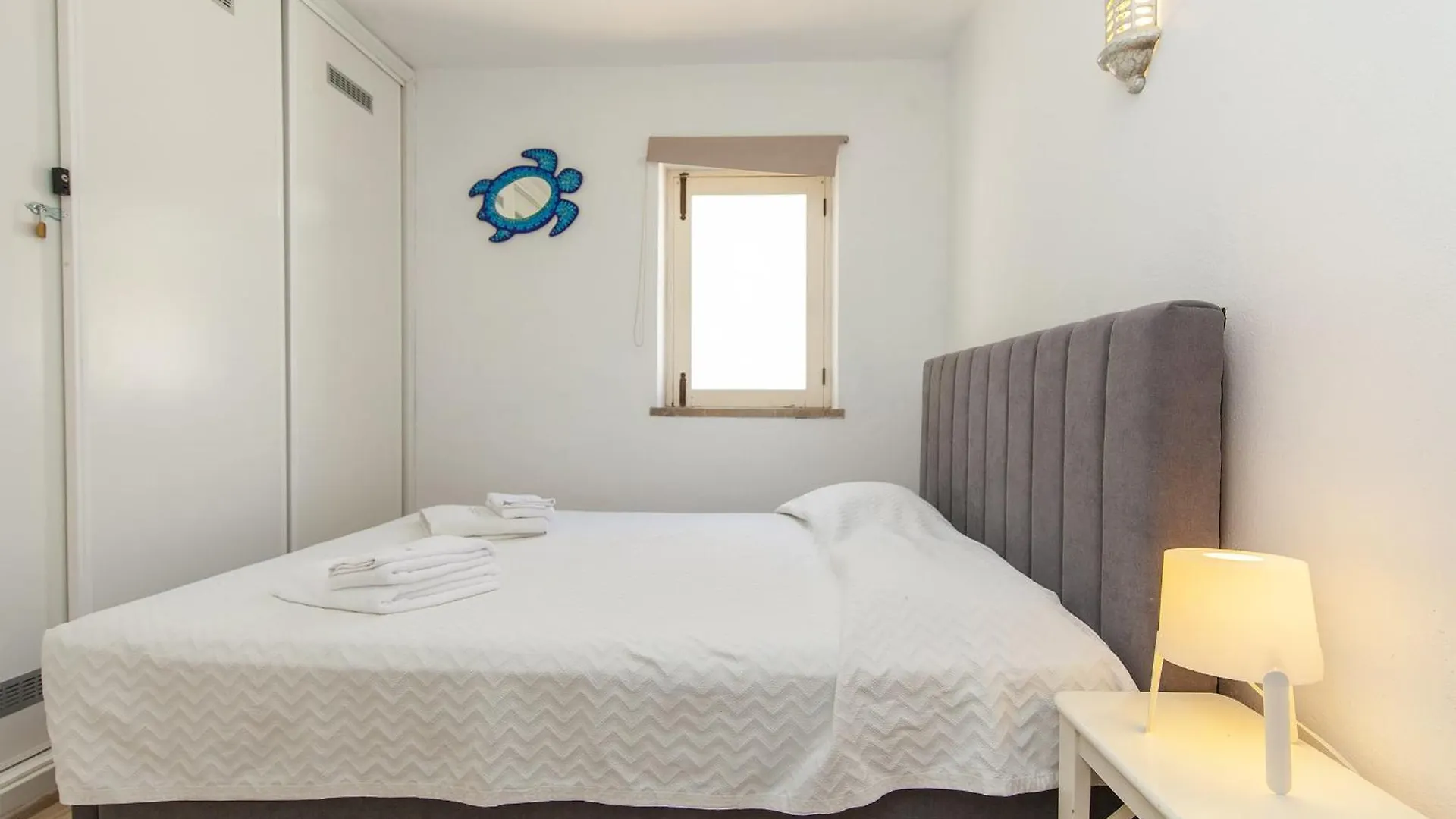Apartment C22 - Beco Do Poco Beach Townhouse In Praia Da Luz Portugal